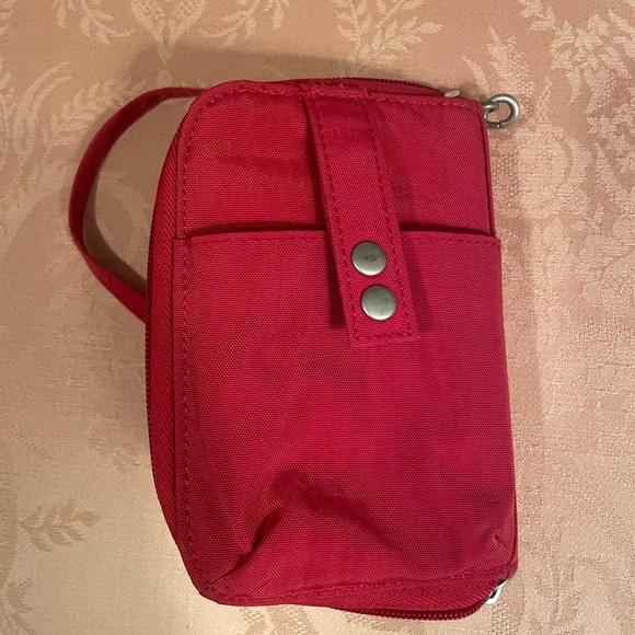 Baggallini Wristlet Small Travel Wallet Red Passport Cards RFID - Picture 6 of 7